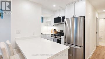 Toronto (Palmerston-Little Italy) apartment for rent - LOWER - 557 CRAWFORD STREET Lower