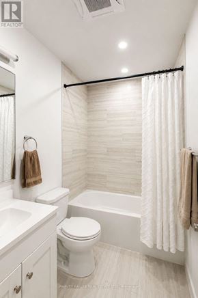Toronto (Palmerston-Little Italy) apartment for rent - LOWER - 557 CRAWFORD STREET Lower