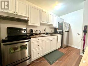 London North (North P) townhouse for rent - 100 - 70 FIDDLERS GREEN ROAD 100
