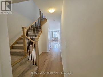Stratford townhouse for rent - 889 DOURO STREET