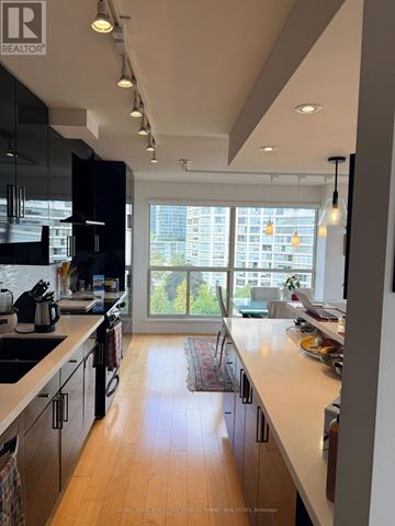 Toronto (Mimico) condo for rent - 802 - 2267 LAKE SHORE BOULEVARD 802