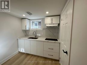 Richmond Hill (Crosby) duplex for rent - BACHELOR - 38 CARTIER CRESCENT Bachelor