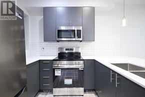 Toronto (Kensington-Chinatown) townhouse for rent - 71 OXFORD STREET
