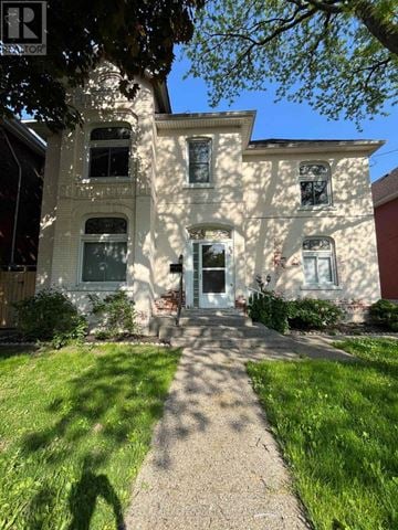 Hamilton (Landsdale) triplex for rent - LOWER - 68 EAST AVENUE N LOWER