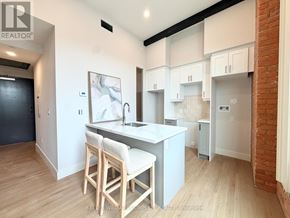 Hamilton (Central) multi-family for rent - 211 - 56 YORK BOULEVARD 211