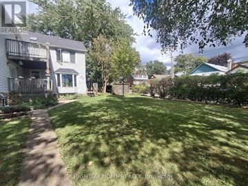 Toronto (O'connor-Parkview) apartment for rent - BASEMENT - 109 FURNIVAL ROAD S Basement