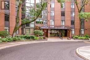 Ottawa condo for rent - The image shows a building with the sign "Marina Bay" and the address "2871 Richmond Rd."