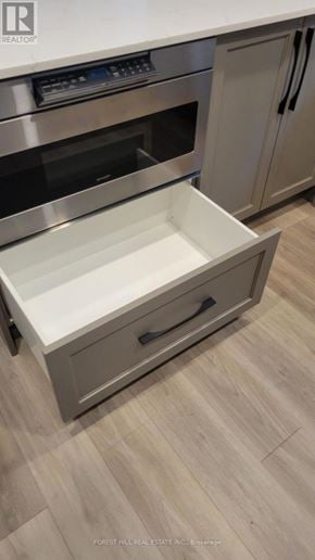 Toronto (Bedford Park-Nortown) townhouse for rent - A stainless steel oven with a drawer in the front.