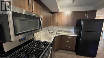 Hamilton apartment for rent - 4 OTTAWA Street N Unit# 2 2