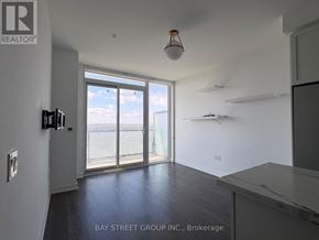 Richmond Hill (Langstaff) condo for rent - 902 - 85 ONEIDA CRESCENT 902