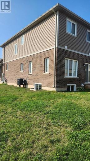 Welland (West Welland) townhouse for rent - 4 SYCAMORE STREET