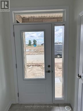 Brampton (Northwest Brampton) townhouse for rent - MAIN - 26 THORNBIRD CRESCENT MAIN