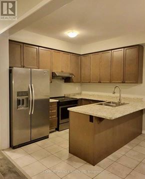 Brampton (Northwest Brampton) apartment for rent - 17 TROYER STREET