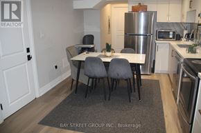 East Gwillimbury (Sharon) apartment for rent - UNIT 2 - 22 DEER PASS ROAD UNIT 2