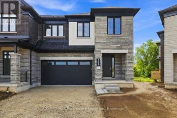 Hamilton (Waterdown) townhouse for rent - 106 VALLEY TRAIL PLACE