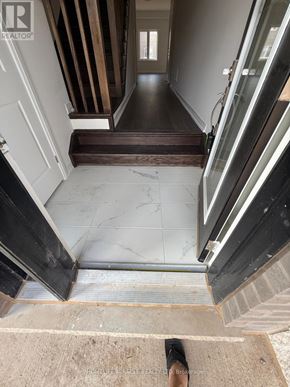 Brantford townhouse for rent - 82 MCKERNAN AVENUE