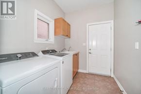 Richmond Hill (Westbrook) apartment for rent - 23 EAGLE PEAK DRIVE