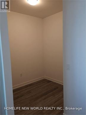 Richmond Hill (Langstaff) condo for rent - A room with wooden flooring and white walls.