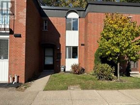 Niagara Falls (Stamford) townhouse for rent - 67 - 6476 HUGGINS STREET 67