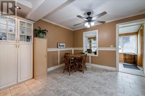 Grey Highlands apartment for rent - A dining room with a table and chairs.