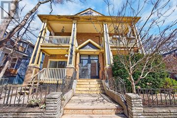 Toronto (The Beaches) apartment for rent - 23 FERNWOOD PARK AVENUE