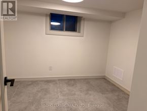 Toronto (The Beaches) apartment for rent - 23 FERNWOOD PARK AVENUE