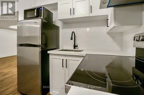 Toronto (High Park North) apartment for rent - 3 - 731 INDIAN ROAD 3