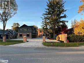 Collingwood apartment for rent - A residential area with houses and trees.