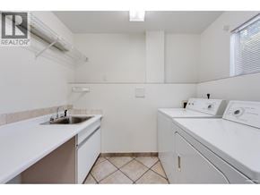 West Vancouver apartment for rent - 2175 LAWSON AVENUE