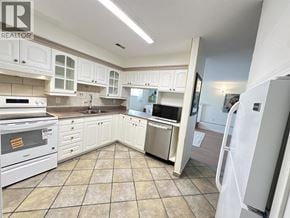 West Vancouver apartment for rent - 2175 LAWSON AVENUE