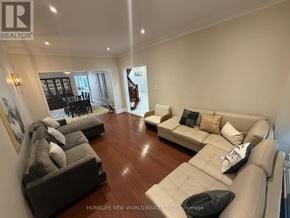 Richmond Hill (South Richvale) apartment for rent - 63A ROOSEVELT DRIVE