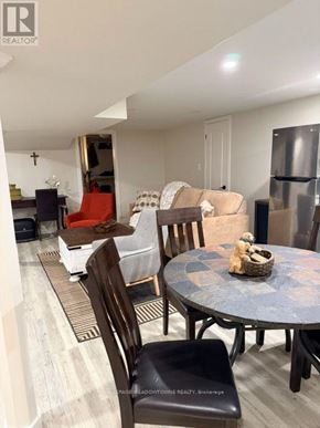 Vaughan (West Woodbridge) apartment for rent - A dining room with a table and chairs.