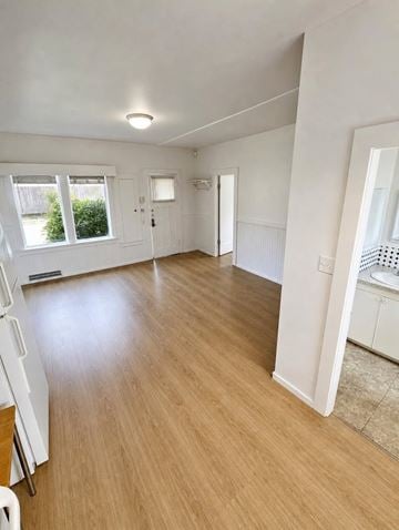 Coquitlam house for rent - 317 Marmont Street
