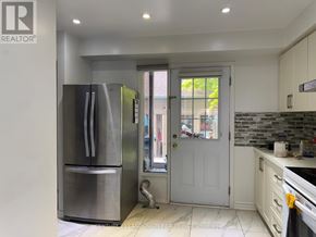 Toronto (Rouge) townhouse for rent - 9544 SHEPPARD AVENUE E
