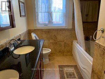 Toronto (Bayview Village) apartment for rent - ROOM  2ND FLOOR - 38 MARCELLINE CRESCENT