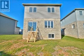 Welland (Lincoln/Crowland) apartment for rent - A house with a ladder in front of it.