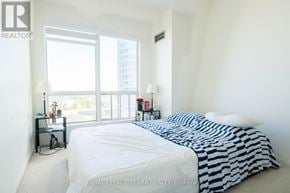 Toronto (Woburn) condo for rent - 915 - 8 LEE CENTRE DRIVE 915