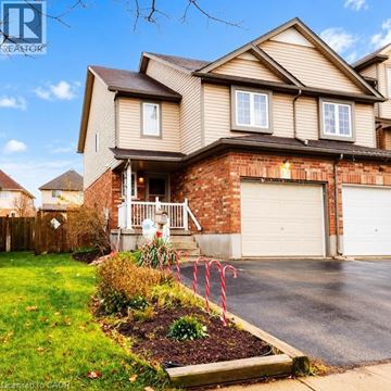 Kitchener townhouse for rent - 717 ACTIVA Avenue