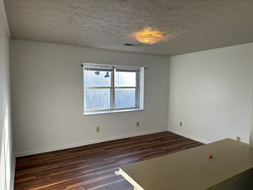 Ashland house for rent - 985 29th Street, Apartment- Utilities Included!