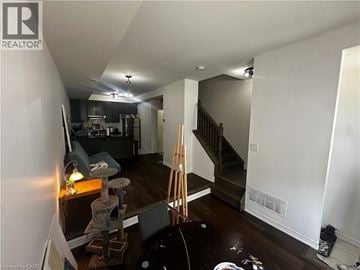 Scarborough townhouse for rent - 15 HERON PARK Place Unit# 14 14