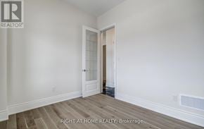 Georgina (Keswick South) apartment for rent - A room with a door and a window.