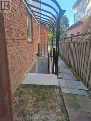 Whitby (Pringle Creek) apartment for rent - BASEMENT - 70 LIPTON CRESCENT Basement