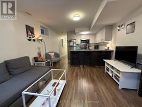Toronto (Palmerston-Little Italy) apartment for rent - LOWER - 228 MONTROSE AVENUE Lower