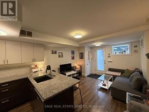 Toronto (Palmerston-Little Italy) apartment for rent - LOWER - 228 MONTROSE AVENUE Lower