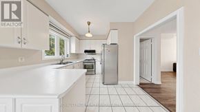 Richmond Hill (Rouge Woods) townhouse for rent - 246 FARMSTEAD ROAD