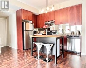 Aurora (Bayview Wellington) townhouse for rent - 33 WALTER DOVE COURT