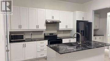 Vaughan (Vellore Village) apartment for rent - 61 CANNES AVENUE