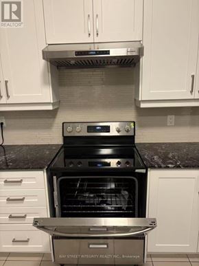 Vaughan (Vellore Village) apartment for rent - 61 CANNES AVENUE