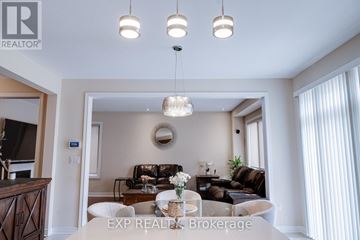Brampton (Northwest Brampton) apartment for rent - A living room with a sofa set and a coffee table.
