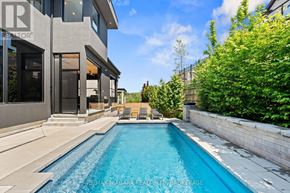 Niagara-On-The-Lake (St. Davids) apartment for rent - A swimming pool in a residential backyard.